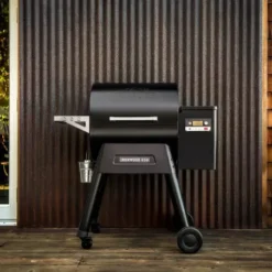 Barbecue à Pellets TRAEGER Ironwood 650 -Weber Pas Cher Barbecues Magasin barbecue a pellets traeger ironwood 650 noir 2