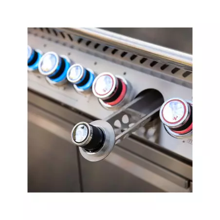 Napoleon Barbecue Gaz Prestige Pro 665 5 Brûleurs + Sizzle Lateral + Brûleur Arriere + Fumoir + Rôtissoire 4 Napoleon Barbecue Gaz Prestige Pro 665 5 Brûleurs + Sizzle Lateral + Brûleur Arriere + Fumoir + Rôtissoire – Image 4